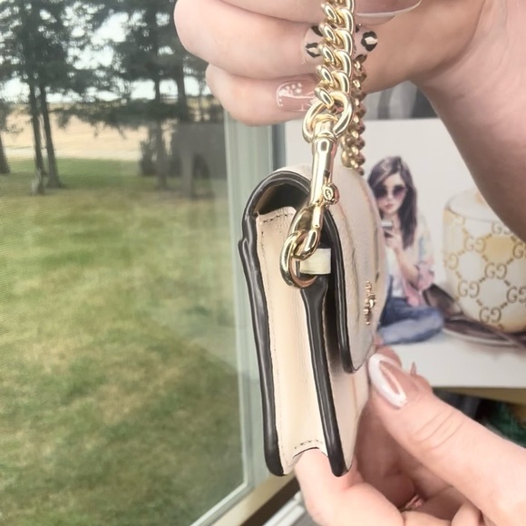 Coach Mini Coin Purse Like New - Picture 9 of 10